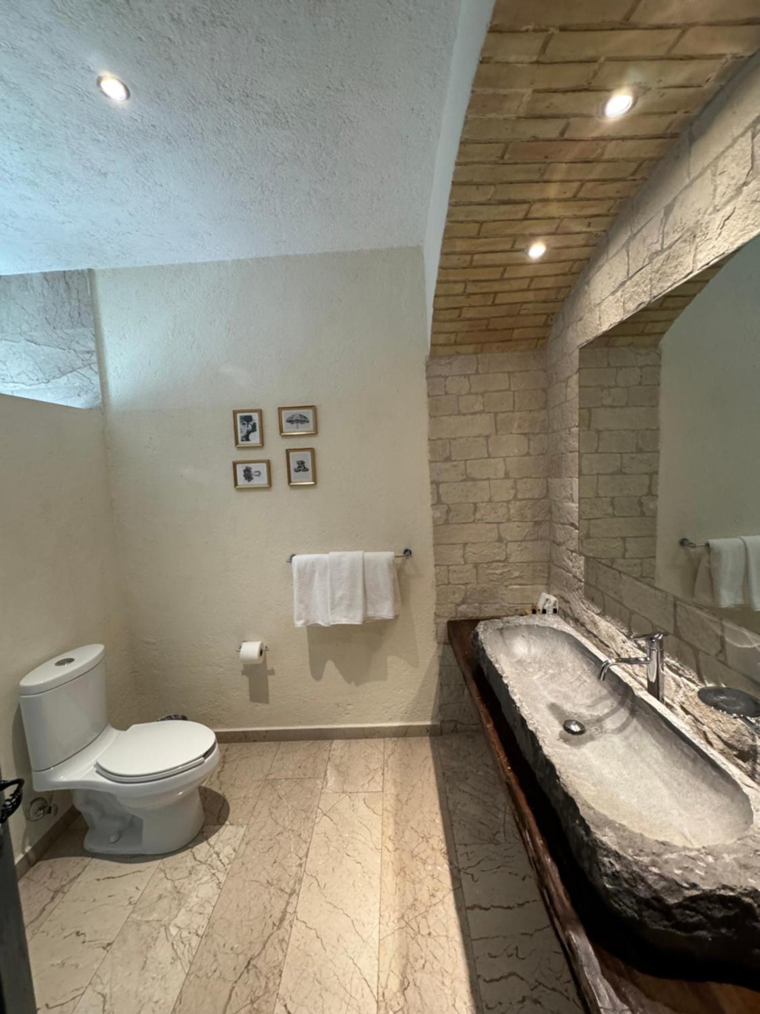 Porta Paradiso Valquirico, Albergo Boutique Santeagueda Exterior foto
