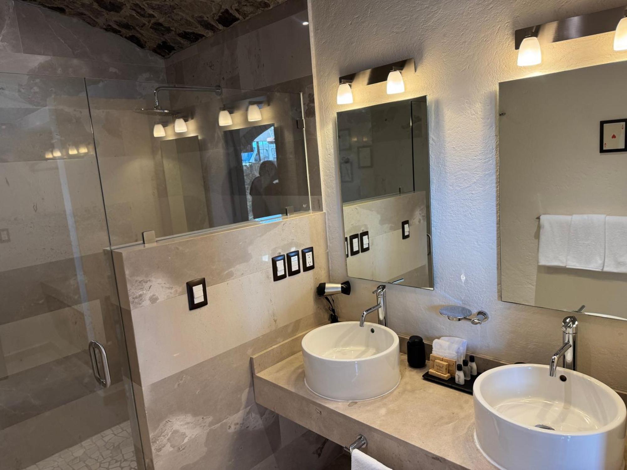 Porta Paradiso Valquirico, Albergo Boutique Santeagueda Exterior foto