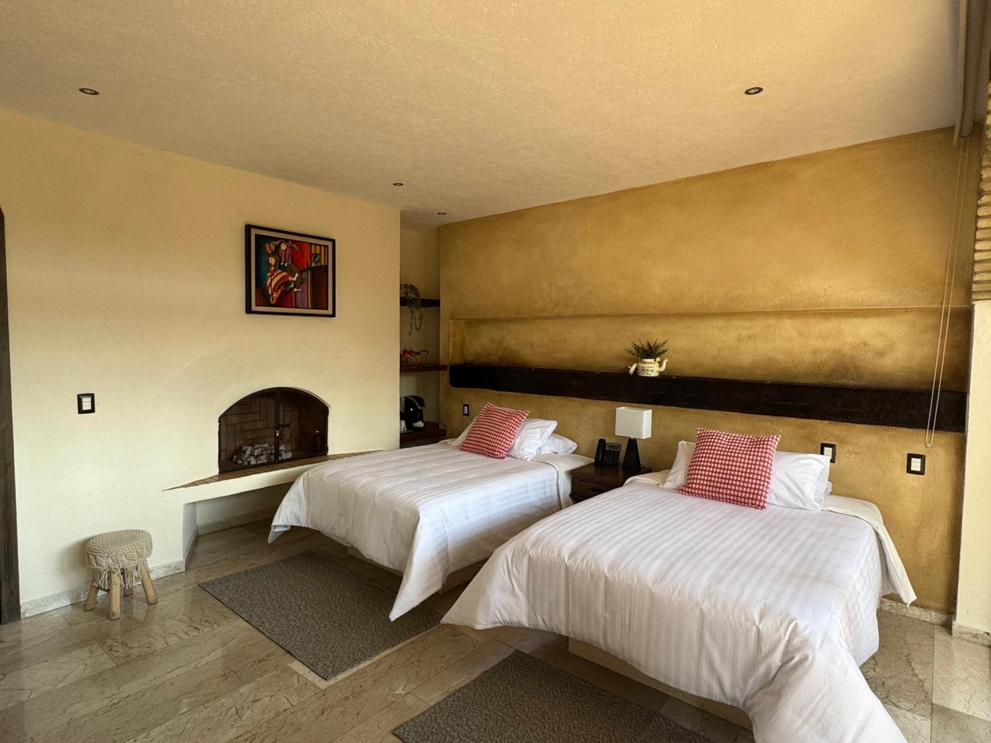 Porta Paradiso Valquirico, Albergo Boutique Santeagueda Exterior foto